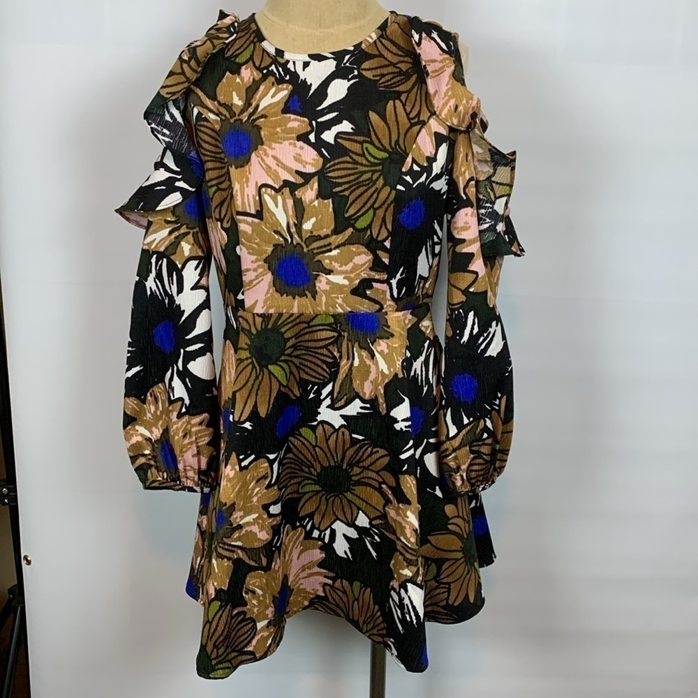Lucca floral cold shoulder long sleeve dress, Medium